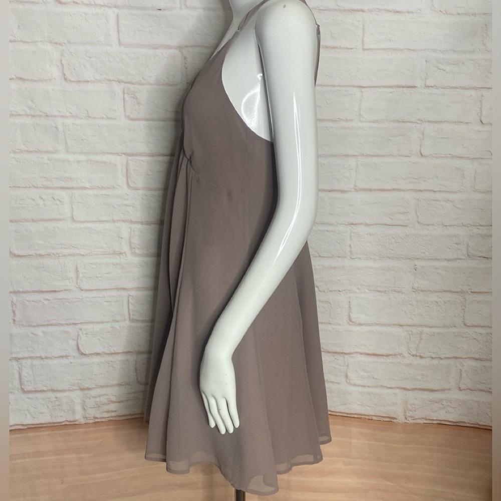 Victoria’s Secret woman Dress size  6 - Picture 4 of 9